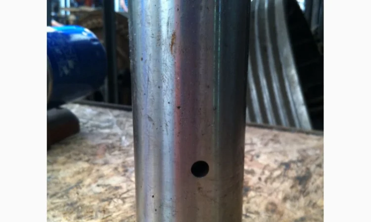 Ось вертикального шарнира Т-150 - фото № 1