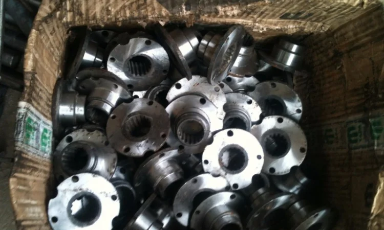 Фланец 236 коленвала (под дв. ЯМЗ) мал. 90/6 - фото № 1