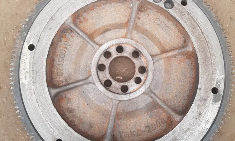 Маховик МТЗ под стартер (в сборе) - фото № 1