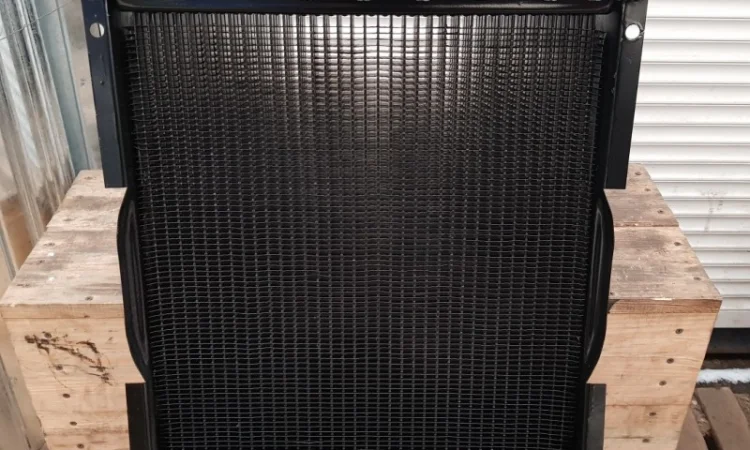 Радиатор вод.охлажд. МТЗ-80 - фото № 1