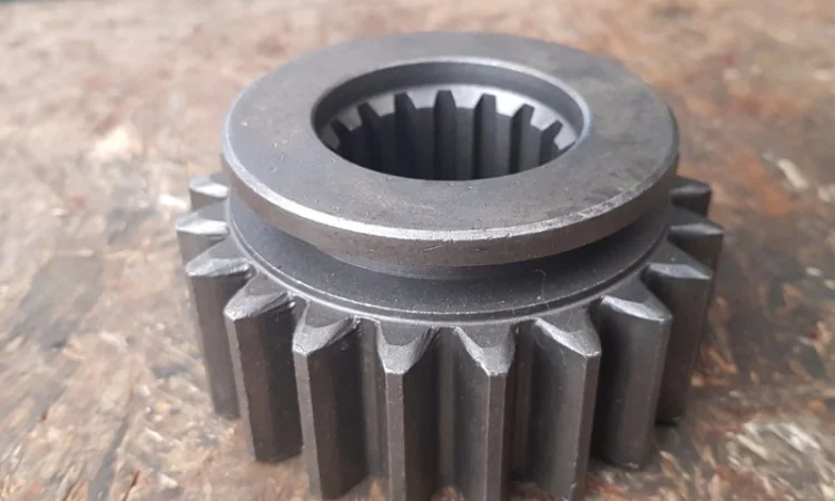 Шестерня МТЗ 3, 6, 9 передачи 50-1701045 (МТЗ, Д-240) скользящая - фото № 1