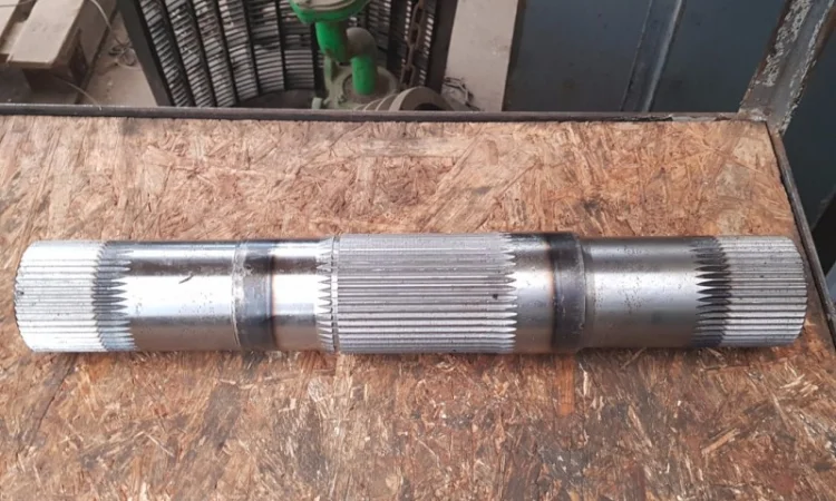 Вал поворотный МТЗ-80 механизма задней навески - фото № 1