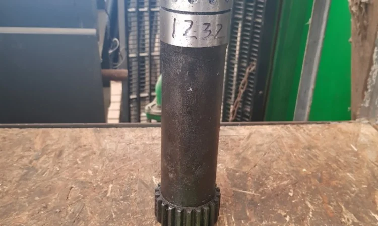 Вал сцепления ВОМ Т-40 (z=12) (Т50-1601232) - фото № 2