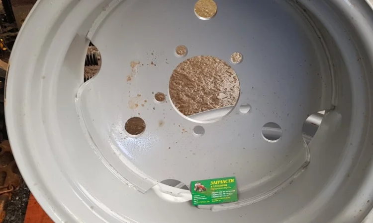 Диск колеса передний МТЗ-82 (5 отвер.) (шина 11.2-20) - фото № 1