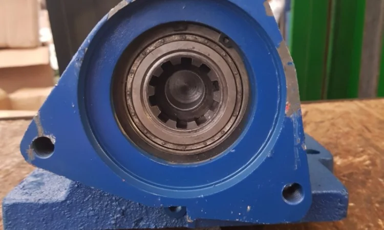 Переходник под стартер, ПДМ усиленный МТЗ, ЮМЗ - фото № 1