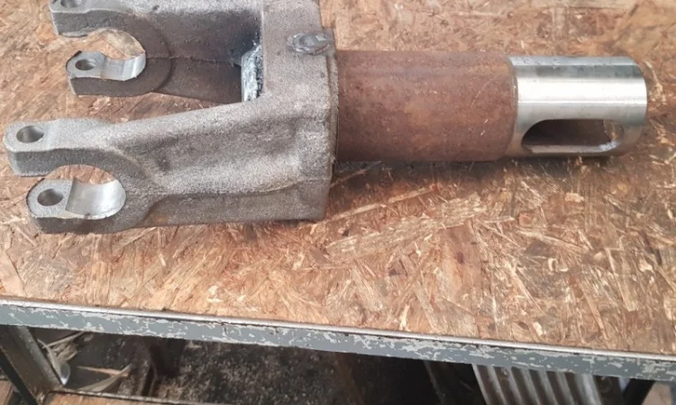 Вилка центрального винта т 150 77.60.024 - фото № 1