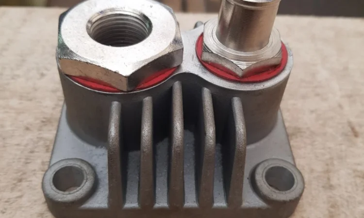 Головка компрессора МТЗ (А29.01.050-БЗА) - фото № 1