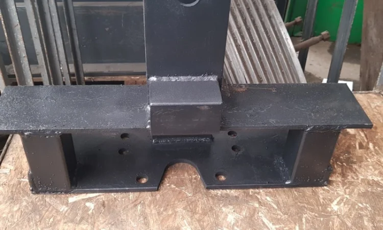 Кронштейн передних грузов МТЗ-80, 50-4235020 - фото № 1