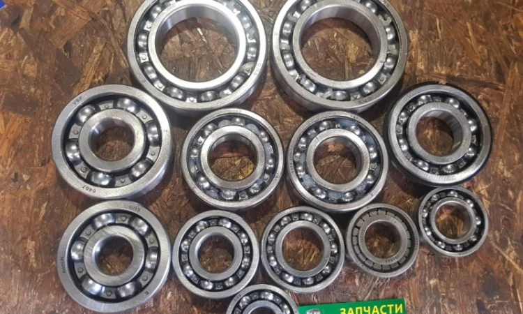 Комплект подшипников на КПП трактор Т-25 (12 шт) - фото № 1