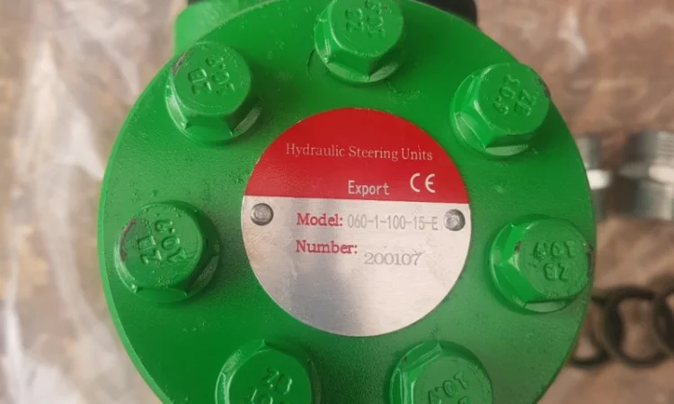 Насос-дозатор МТЗ, ЮМЗ, НД-100 - фото № 2