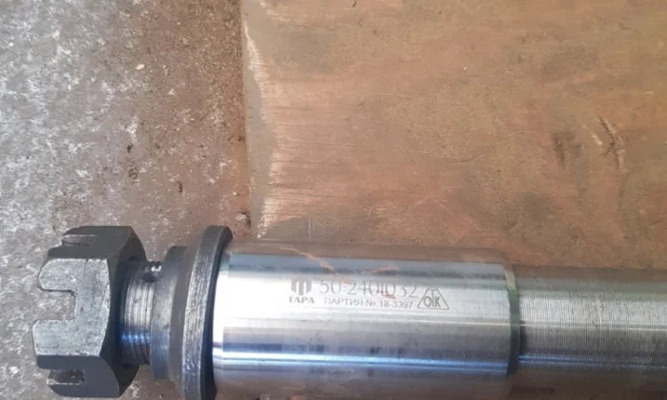Ось задней навески МТЗ-80 70-4605026 в сборе пр-во ТАРА - фото № 3
