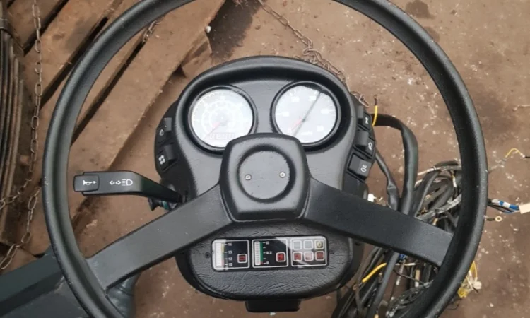 Колонка регулируемая (откидная, ламанная) Т-150 в сборе - фото № 2