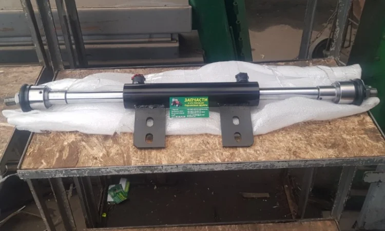 Гидроцилиндр рулевой ЦС 50, МТЗ 80, ЮМЗ двухсторонний - фото № 1
