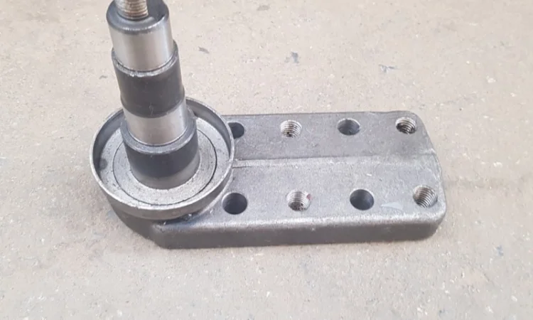 Полуось цапфы Т-25 (горизонтальная) А25.31.024 - фото № 1