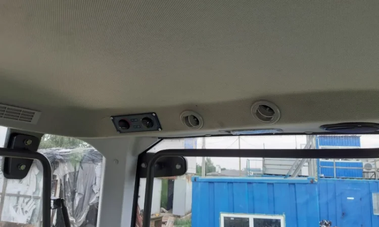 Трактор ZOOMLION RH1104 с кондиционером - фото № 6