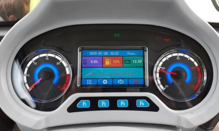 Трактор ZOOMLION RH1104 с кондиционером - фото № 7