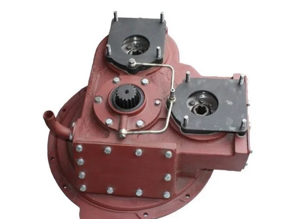 Редуктор 701.16.02.000-1 привода насосов РПН трактора Кировец К-701 - фото № 1