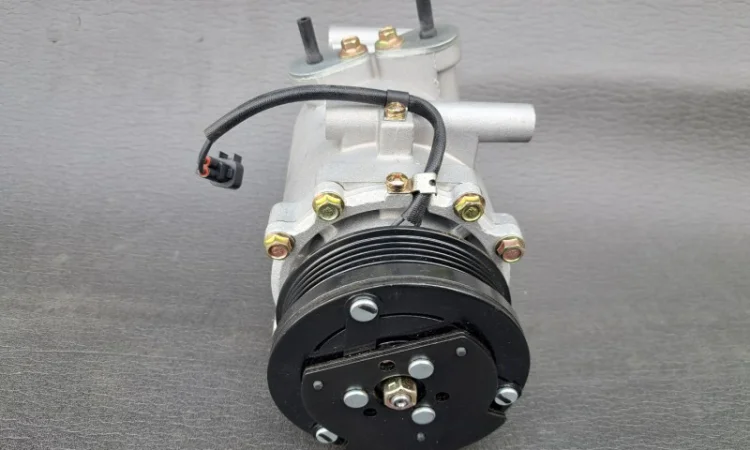 Компресор кондиціонера для Ford та Volvo - фото № 1