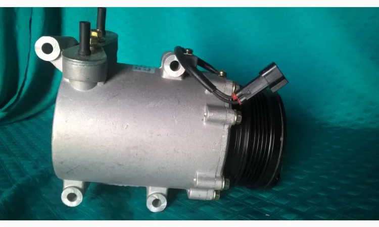 Компресор кондиціонера для Ford та Volvo - фото № 2