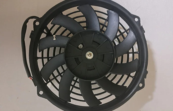 Пропонуємо вентилятор - втягуючий (pull), S-образна лопасть, 24 V, 120 Wt, 9 дюймів - фото № 1