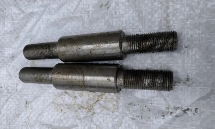 6430-2906026 Палец сережки стабилизатора переднего МАЗ - фото № 1