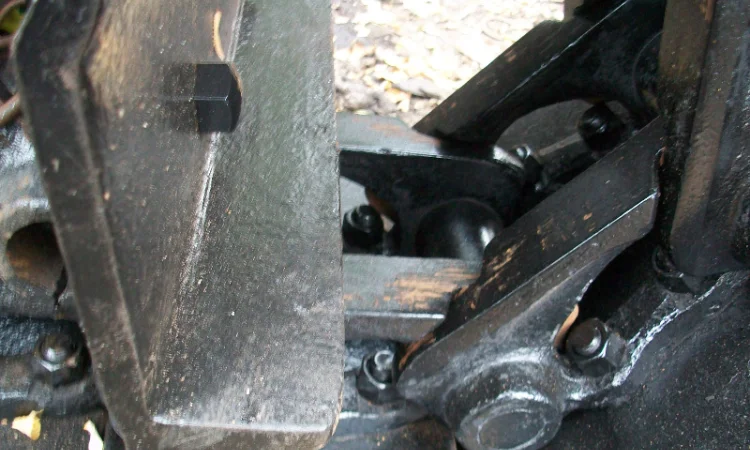 Запчасти бульдозер T-130, Т-170, Б-10, Т-100, гусеница, цепь, браслет, башмак, катки и др - фото № 6