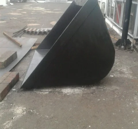 Ковш для телескопического погрузчика 2 куб.м - фото № 2