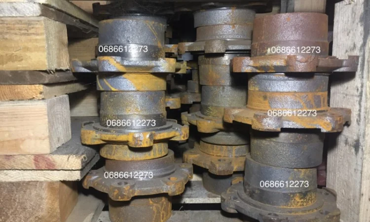 Ступиця маточина 2ПТС-4; шпилька, гайка, сальник, кришка, ресора, втулка, запчастини 2ПТС-4 - фото № 1