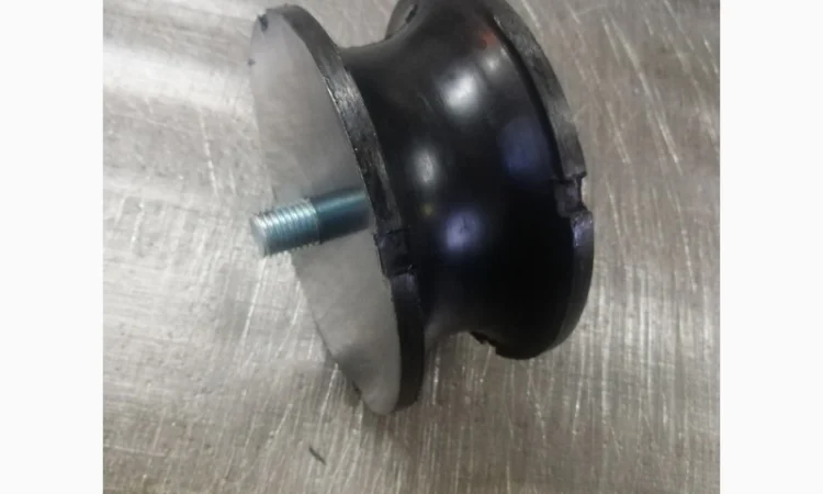 Подушка (віброопора) катка HAMM - фото № 1