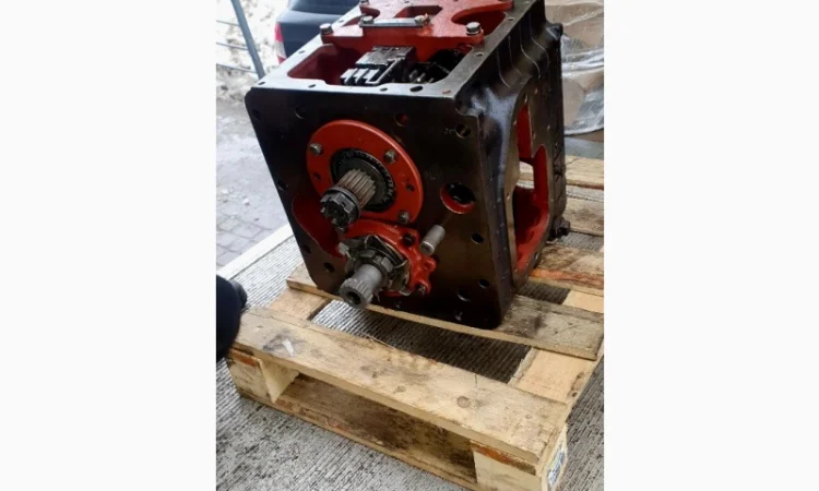 Мости мотори коробки та, інше по мтз - фото № 8