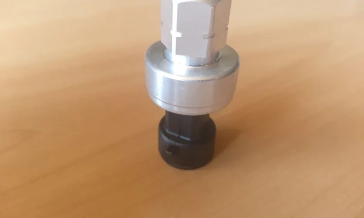 Датчик тиску кондиціонера DENSO - Renault Citroen Chevrolet Opel - фото № 3