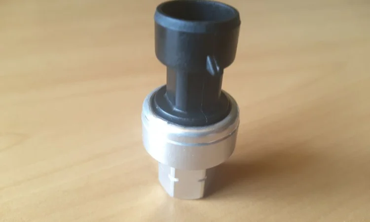 Датчик тиску кондиціонера DENSO - Renault Citroen Chevrolet Opel - фото № 4