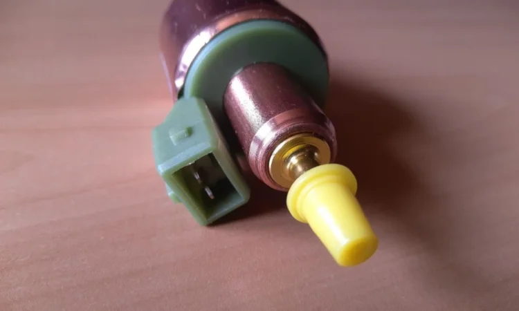 Паливний насос Китайського автономного обігрівача 2-5квт 24в 22мл - фото № 5