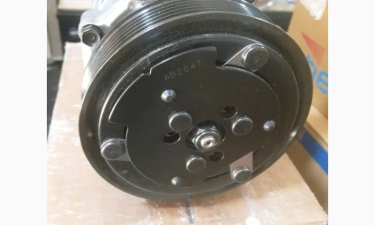 Компресор кондиціонера Renault Volkswagen - 240753 Японія - фото № 3