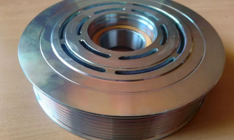 Муфта компресора кондиціонера спецтехніки Renault у зборі - фото № 4