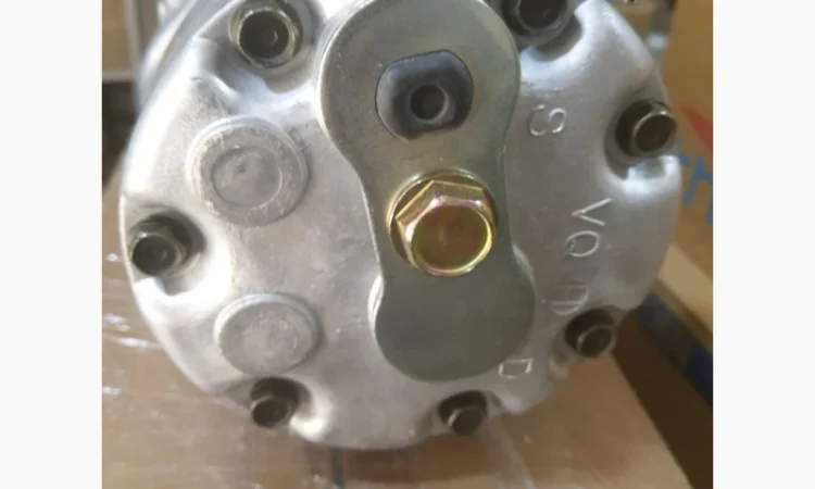 Компресор кондиціонера Renault Scenic 1996-2003 рр. Японія - фото № 3