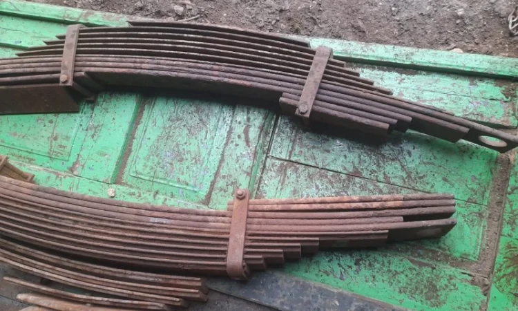 Продам для тракторного причепа 2ПТС-9 ресори в зборі - фото № 2