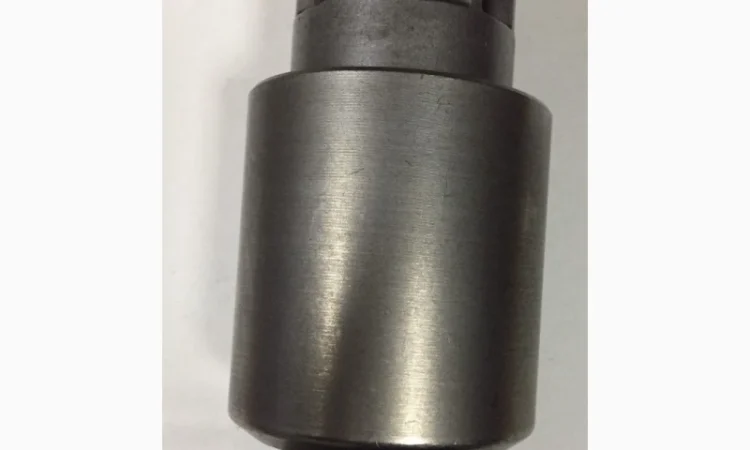 Статор (обмотка), втягивающее реле, якорь, щетки, щеточный узел стартера двигателей WD615 - фото № 2