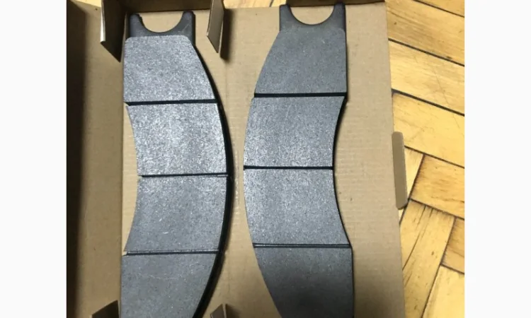 Колодка гальмівна ZL40.12.4-4 навантажувачів ZL50G, ZL30, LW 541, FL936, Petronik, Tota - фото № 1