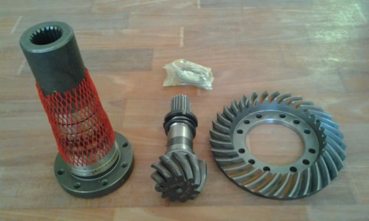 ATLAS. Запчасти на Atlas 1304, 1404, 1504, 1604, 1704, 1804 - фото № 4