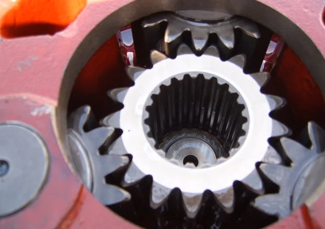 ATLAS. Запчасти на Atlas 1304, 1404, 1504, 1604, 1704, 1804 - фото № 18