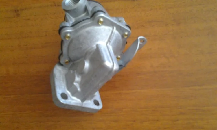 DEUTZ. Запчасти на двигатель diesel «DEUTZ» F4L912, BF4L913, F6L912, BF6L913 - фото № 11