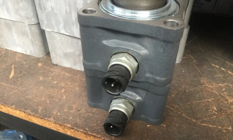 Коробка отбора мощности КОМ на ZF-1 - фото № 3