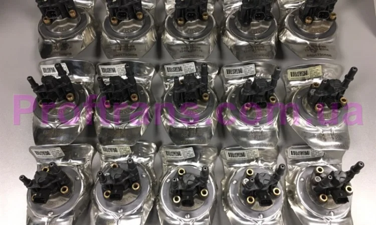 Модуль дозировки форсунка AdBlue 0444023071, 04440230073, 04440230015, 65.15301-7001 - фото № 1