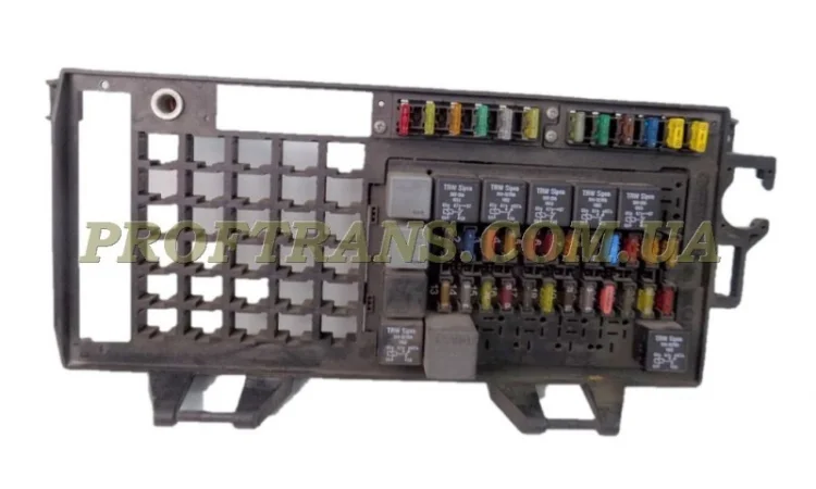 Блок предохранителей IVECO EUROCARGO - фото № 1
