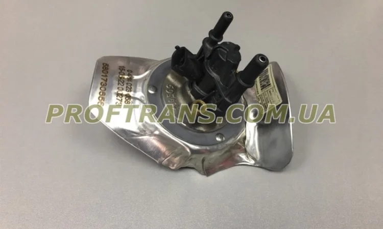 НОВАЯ Форсунка AdBlue эдблю Iveco EuroCargo Ивеко еврокарго 0444023058 5801730656 84247021 - фото № 1