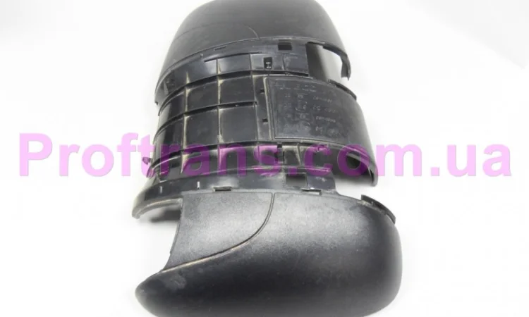 3801911 Накладка зеркала правая IVECO DAILY 06-14 ИВЕКО ДЕЙЛИ - фото № 1