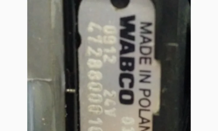 4728800010 Кран уровня пола WABCO на Magnum DXI, DAF, MAN - фото № 4