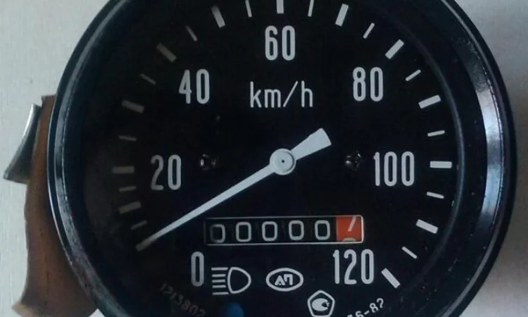 Спідометр 1211.3802 (121.3802) для вантажівок МАЗ, КамАЗ, КрАЗ, БелАЗ - фото № 1