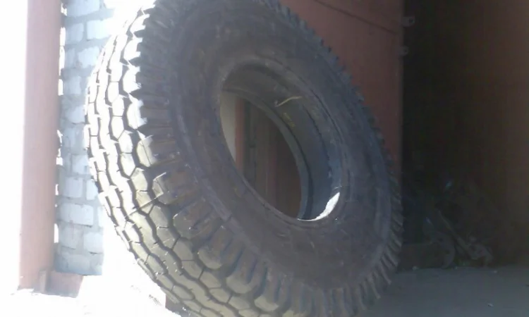 Шина 320Р508 (12, 00-20) модель ДЕ-1 - фото № 1